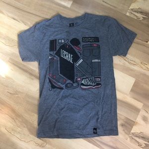 LECRAE CHURCH CLOTHES TEE